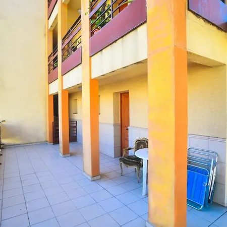 Apartment Equipped Centric With Large Terrace *